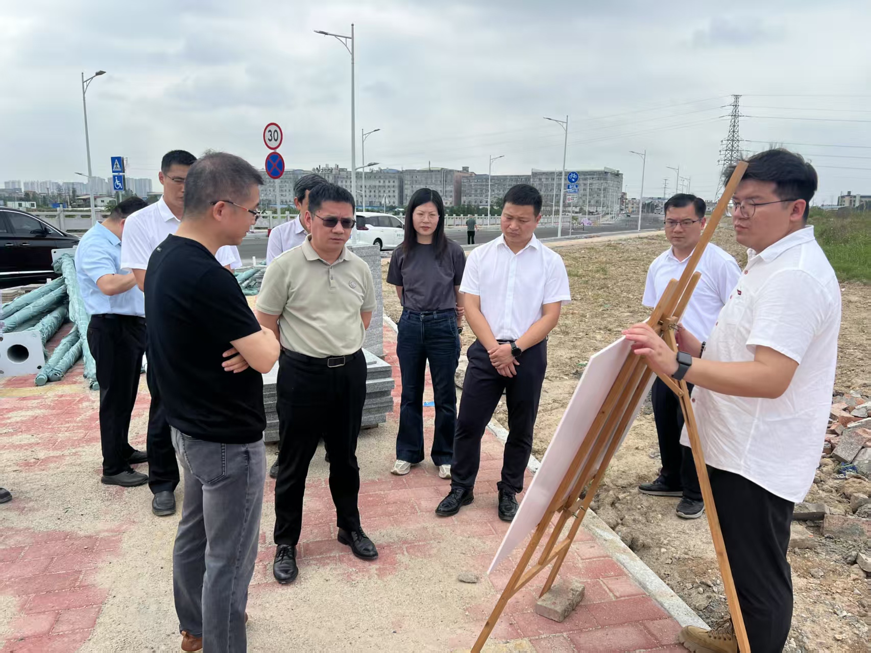 微信图片_20250424105255.jpg 微信图片_20250424105255.jpg